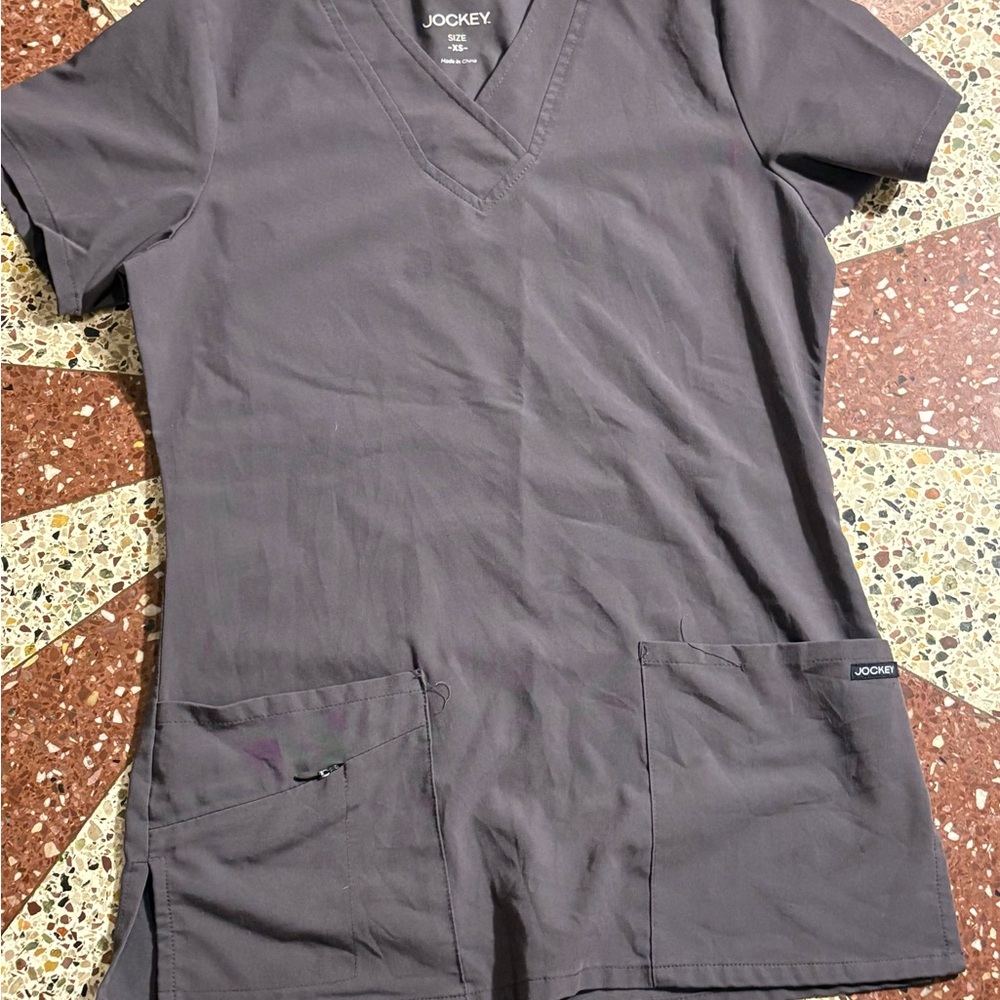 5 XS Scrub tops - Picture 10 of 13